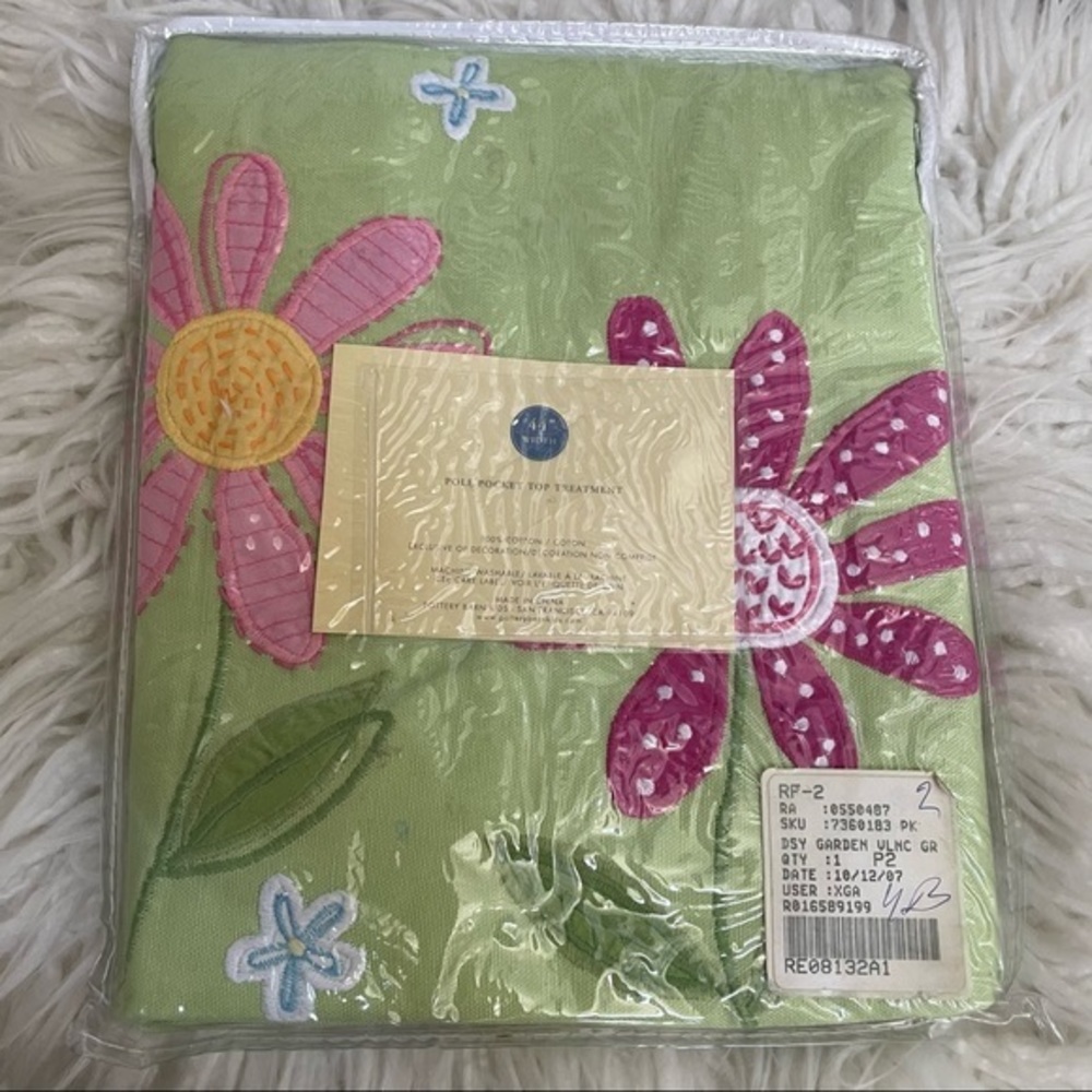 NEW Pottery barn kids Daisy Garden Valence pole pocket 44” - Picture 3 of 4